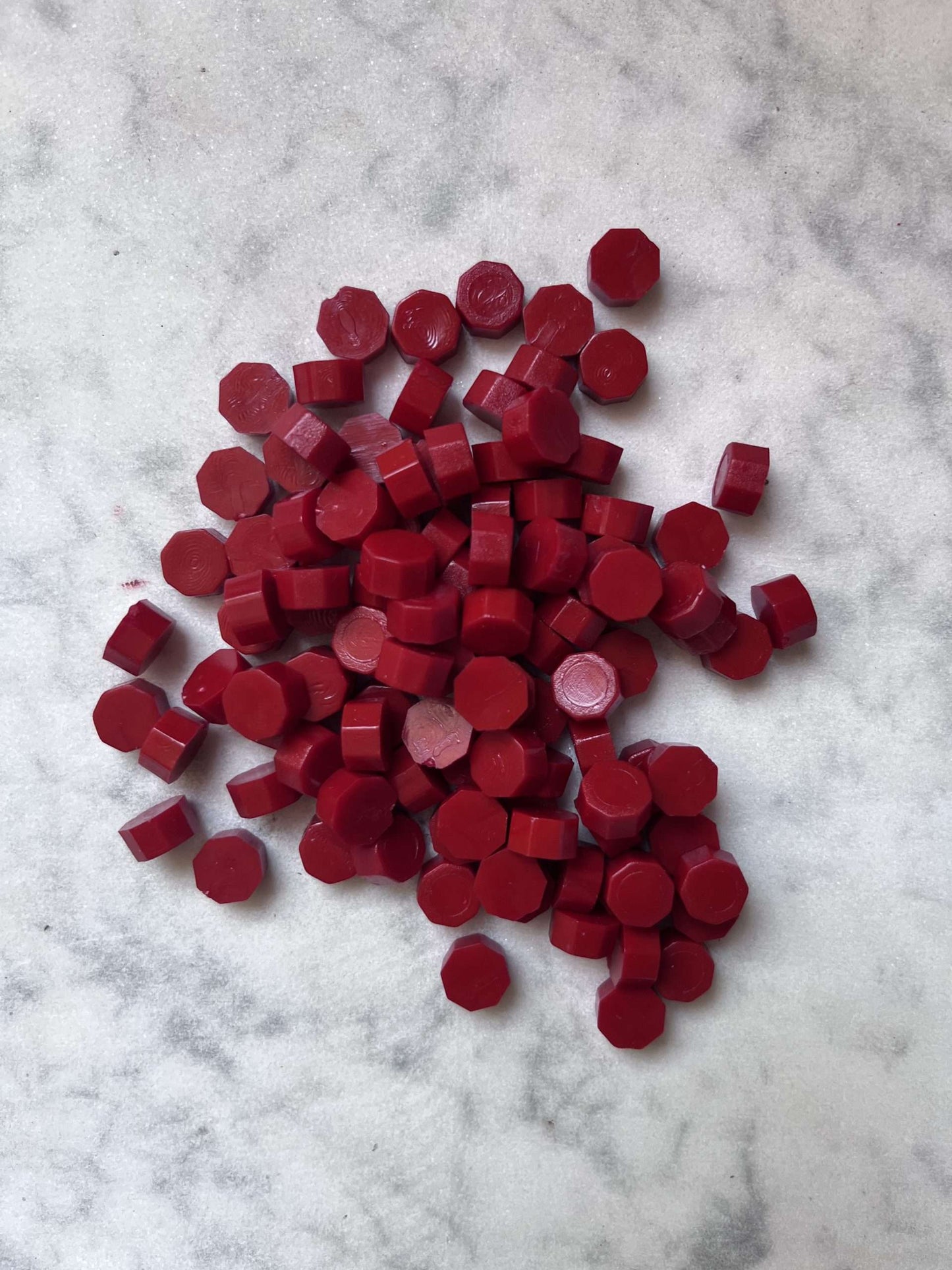 Lacre Para Timbres 100 Unidades Color Rojo-burdeo